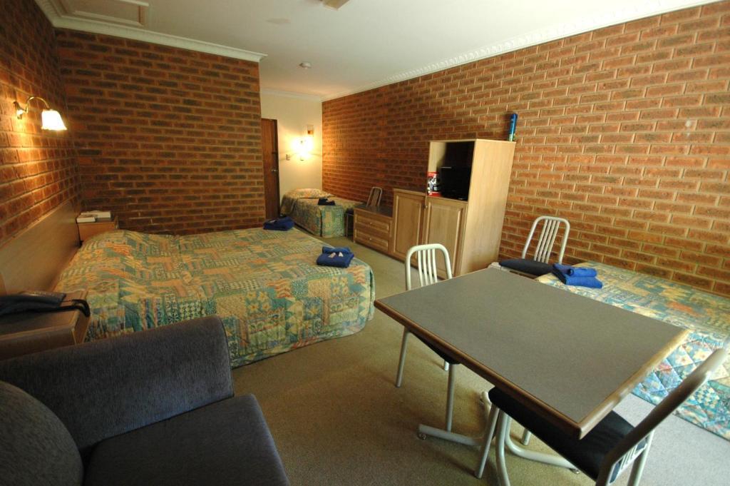 Burra Motor Inn Habitación foto
